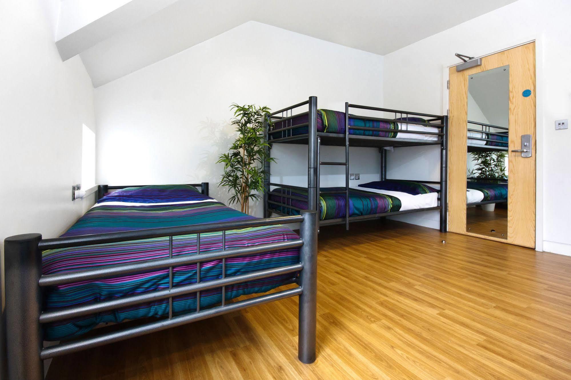 Nosda Studio Hostel Кардіфф Екстер'єр фото