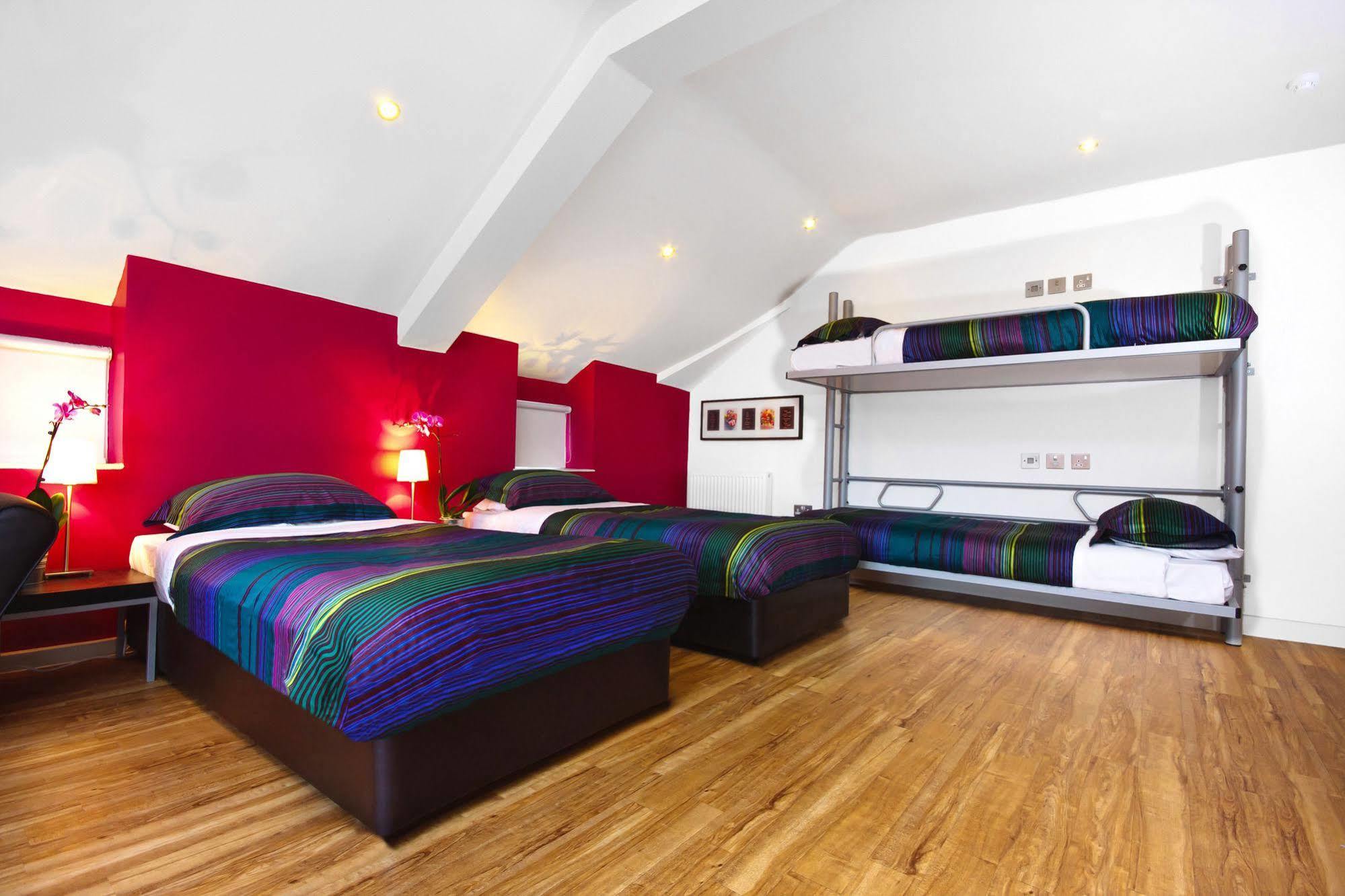 Nosda Studio Hostel Кардіфф Екстер'єр фото
