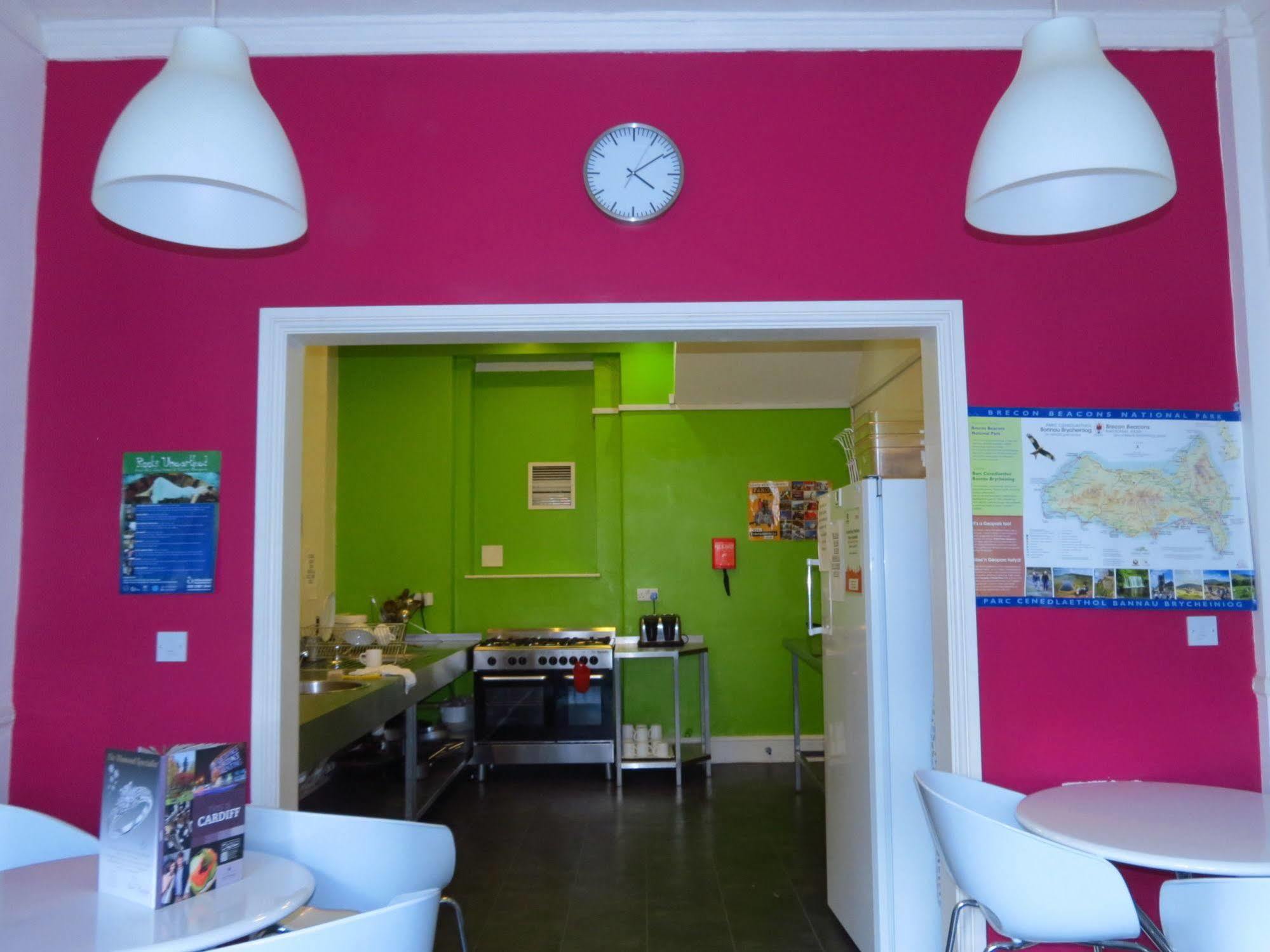 Nosda Studio Hostel Кардіфф Екстер'єр фото